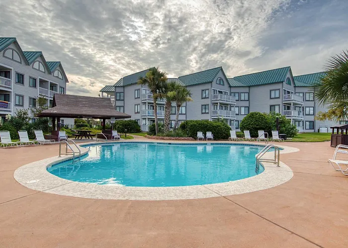 Pool View With Onsite Sauna Access Hot Tub And Gym * Gulf Shores
